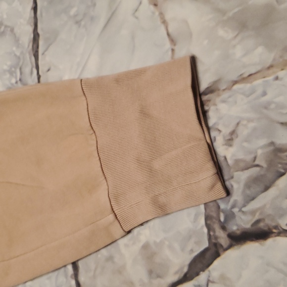 Free People Movement Crop Joggers size Small - Picture 4 of 13